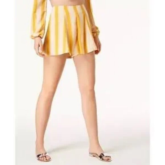 Shorts Wide Leg High Waist Zips Lined Yellow White Stripes Dressy Juniors Small - Picture 1 of 12